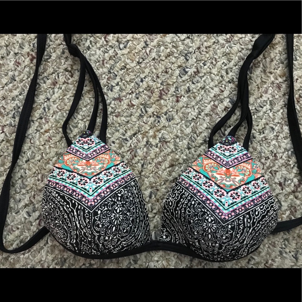 Arizona jeans Junior small swim bikini top